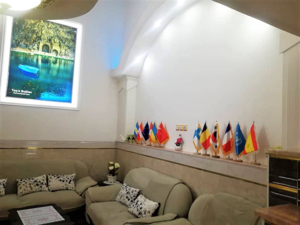 اجاره سوئیت و منزل مبله در نیایش کرمانشاه - طاق بستان