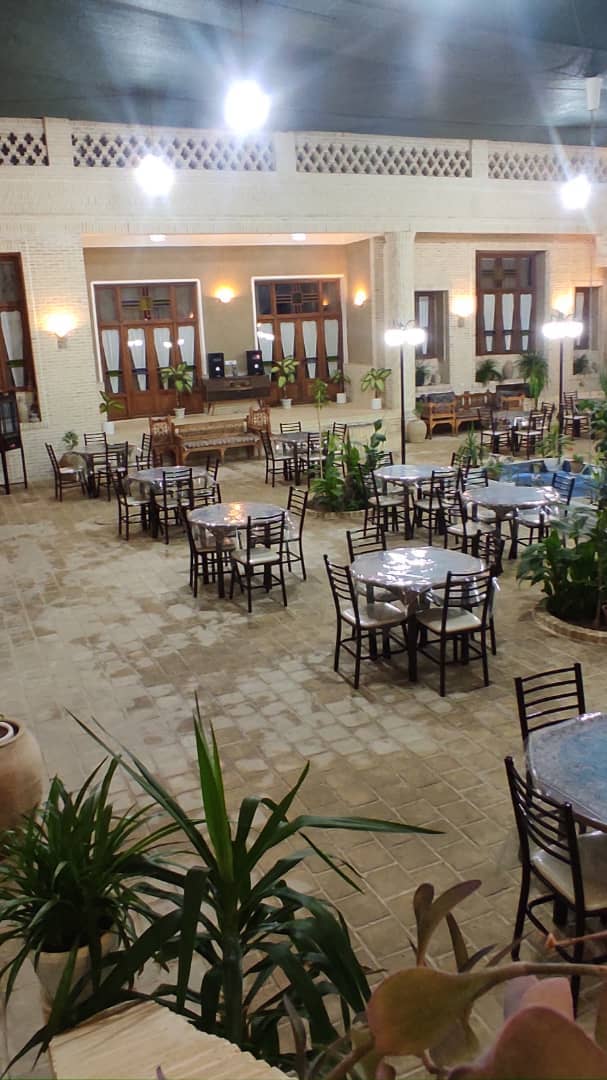 اجاره خانه سنتی در دکتر طبا نائین - 4تخته