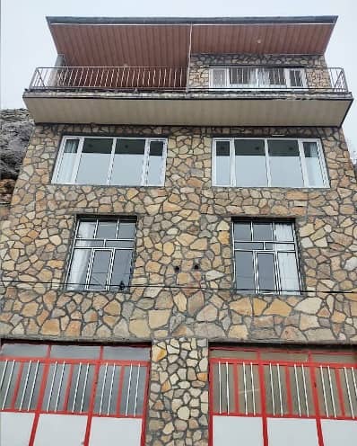 اجاره آپارتمان دوبلکس در اورمان تخت - کردستان180 متری طبقه ی دوم