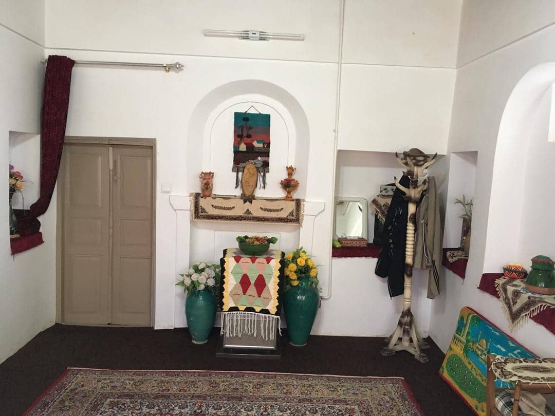 اجاره سوئیت سنتی در سعید آباد گلپایگان