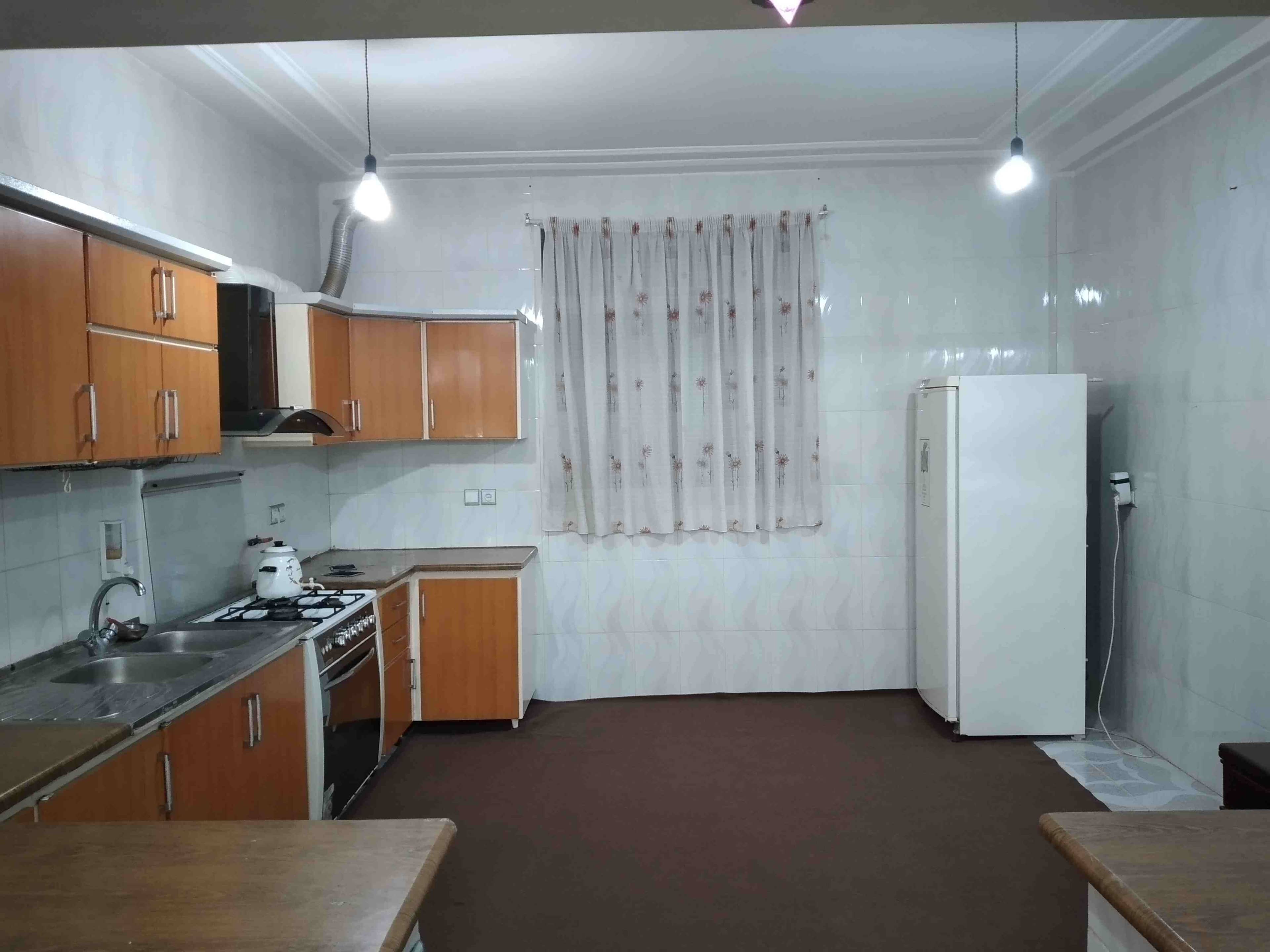 اجاره سوئیت مبله ویلایی یک خوابه در بعثت مینودشت -همکف