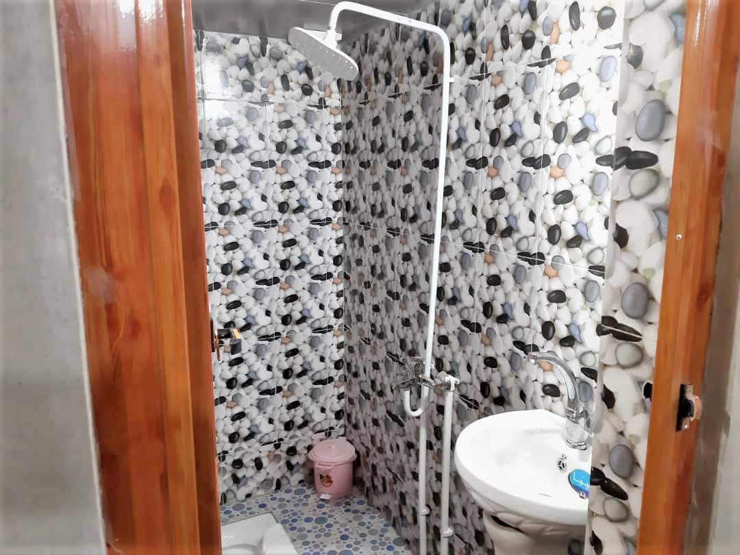 اجاره اقامتگاه کویری در مرنجاب آران و بیدگل-15 متری