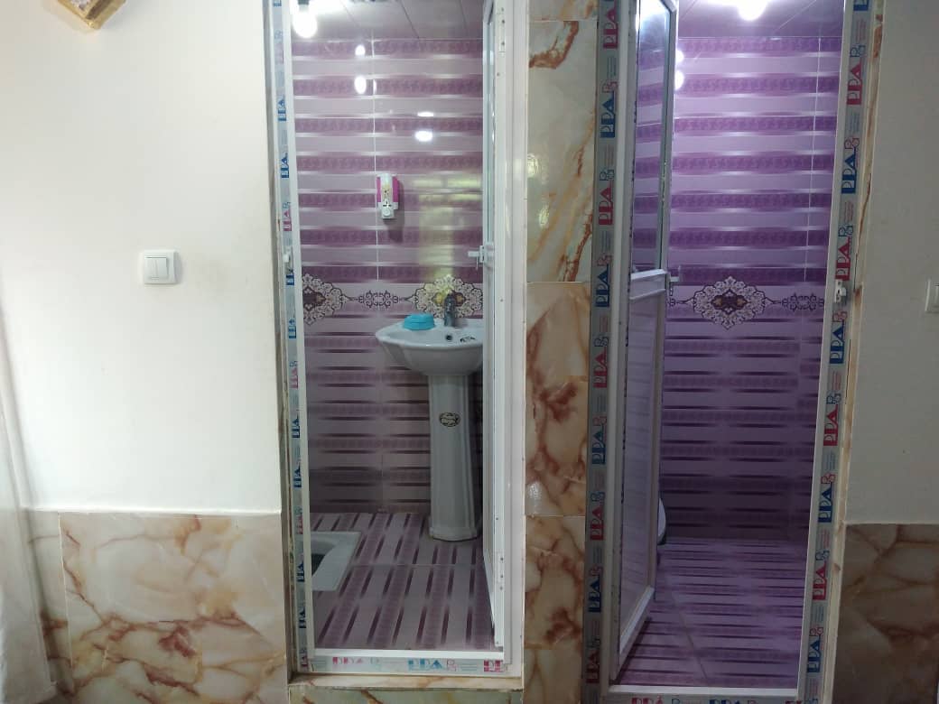 اجاره آپارتمان مبله بدون خواب در اورامان تخت- کردستان85 متری