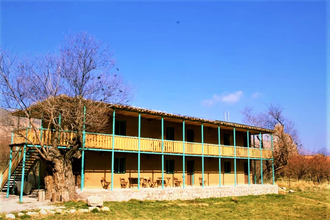 اجاره اقامتگاه بومگردی در قلعه عالی سپیدان