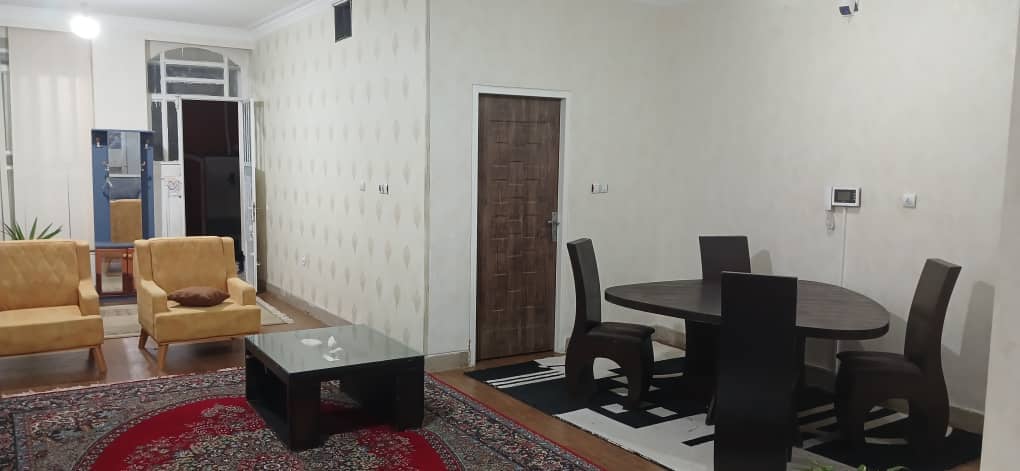 اجاره منزل مبله در محتشم صدرا - همکف