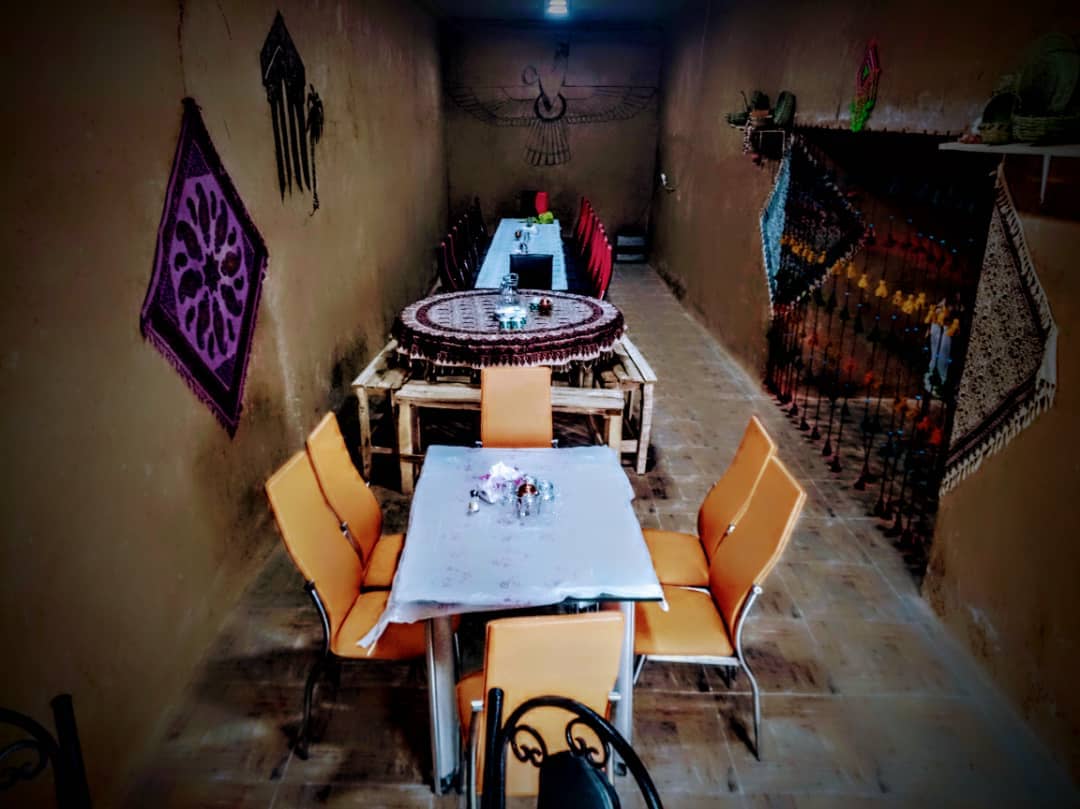 اجاره اتاق سنتی در نهررود خوربیابانک-12 متری