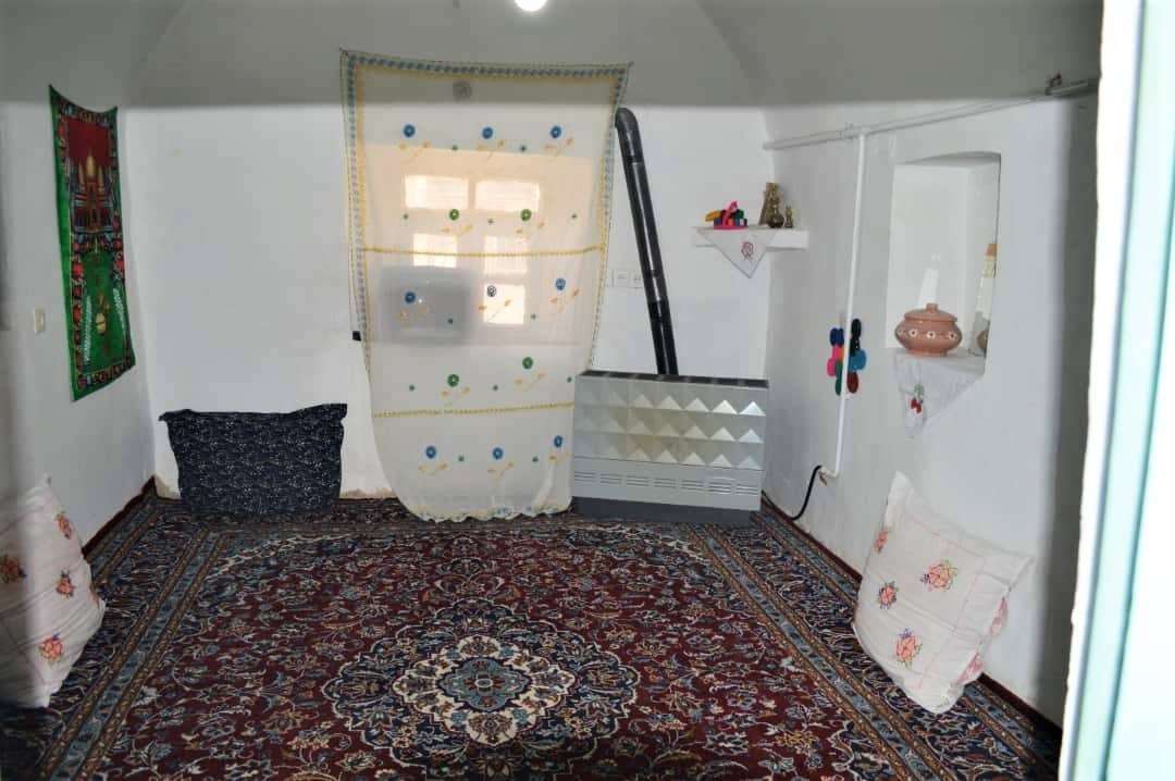 اجاره اتاق سنتی در خاتم الانبیا سنگان - 1