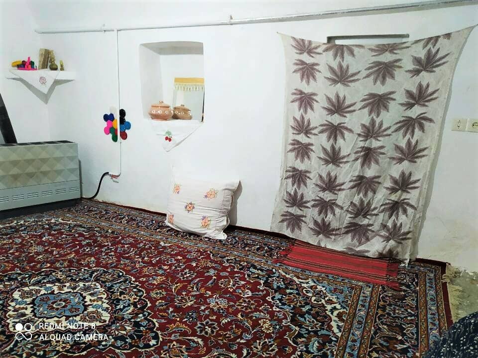 اجاره اتاق سنتی در خاتم الانبیا سنگان - 1