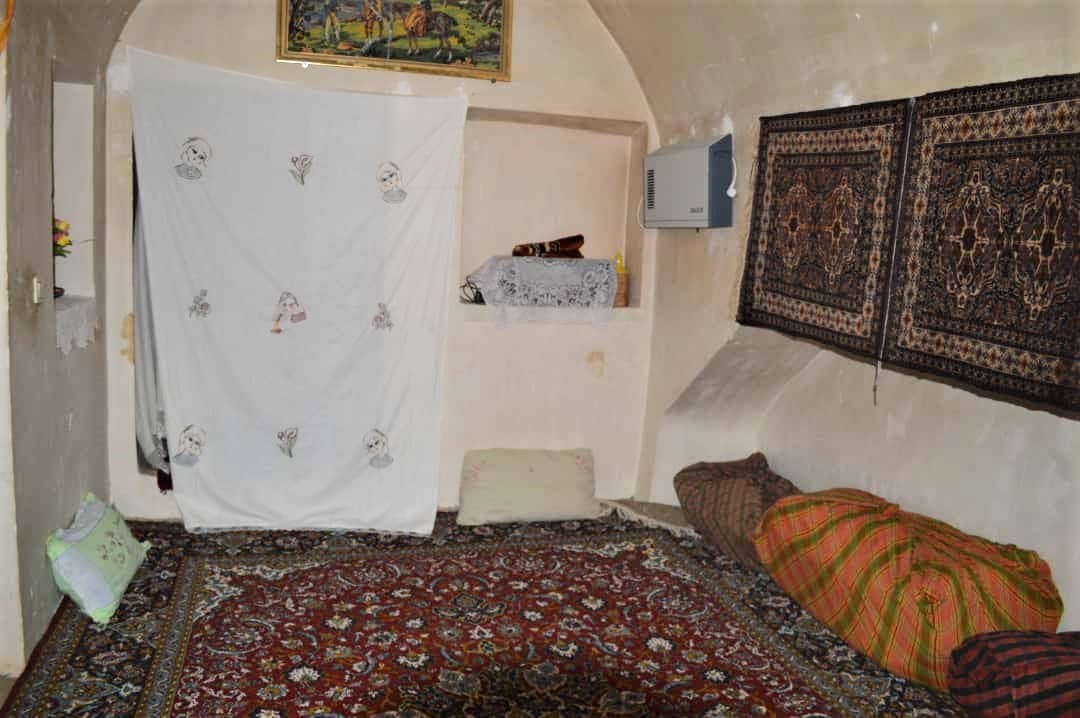 اجاره اتاق سنتی در خاتم الانبیا سنگان - 2