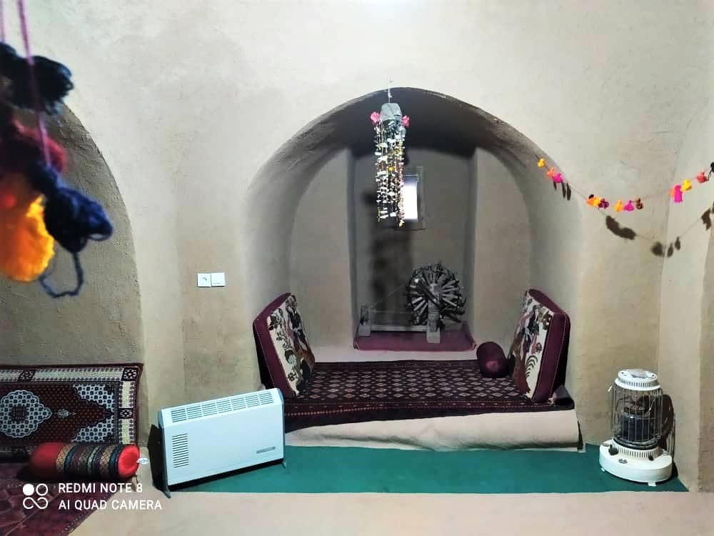 اجاره اتاق سنتی در خاتم الانبیا سنگان - 3