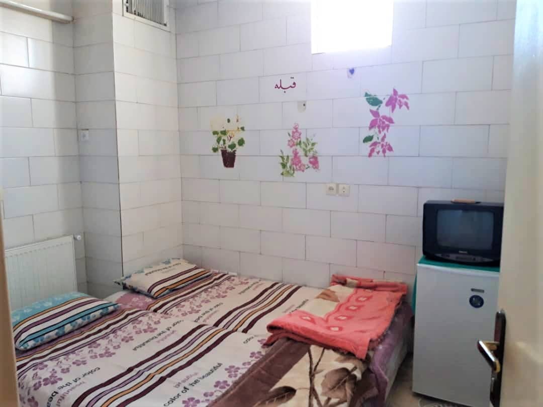 اجاره سوئیت مبله در اراک قم - 2 تخت