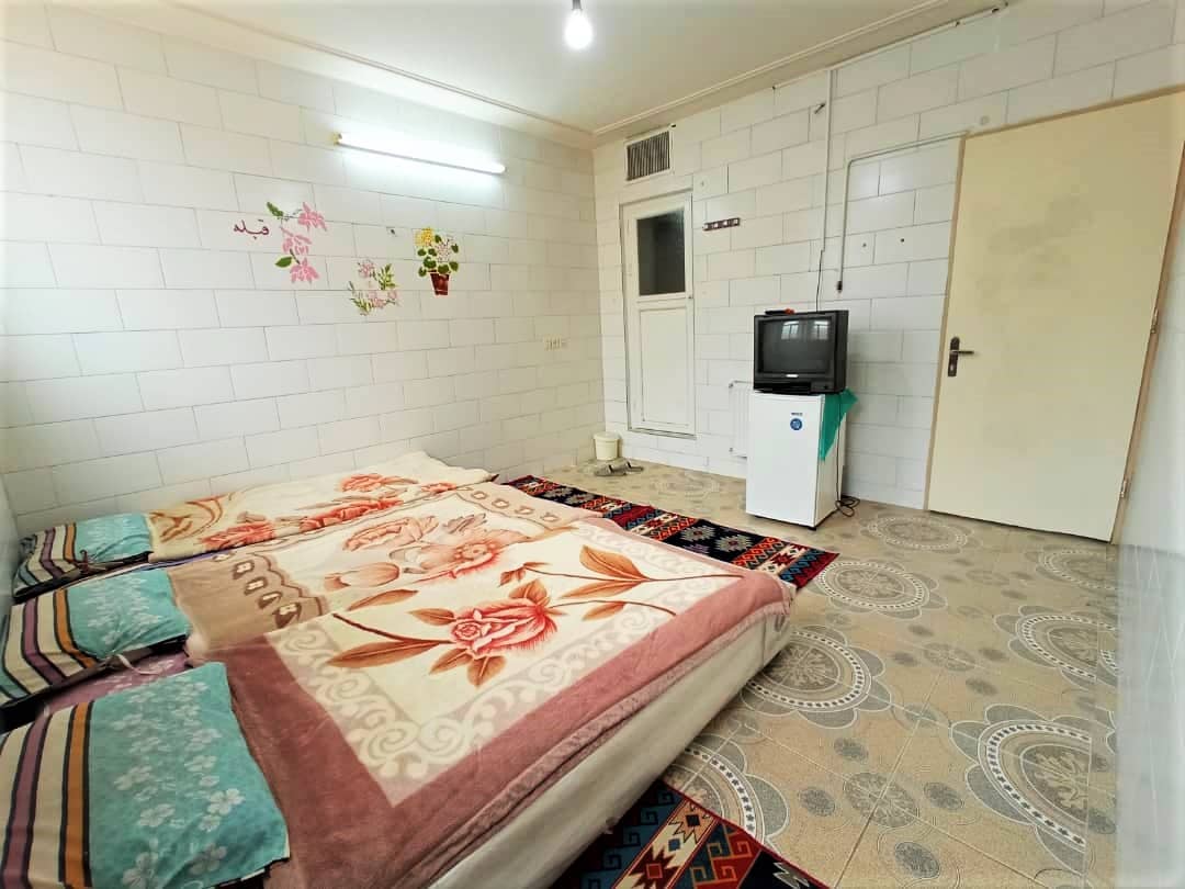 اجاره اتاق در اراک قم - 3 تخت