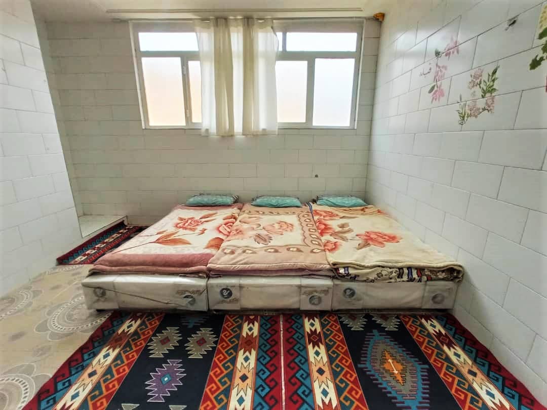 اجاره اتاق در اراک قم - 3 تخت