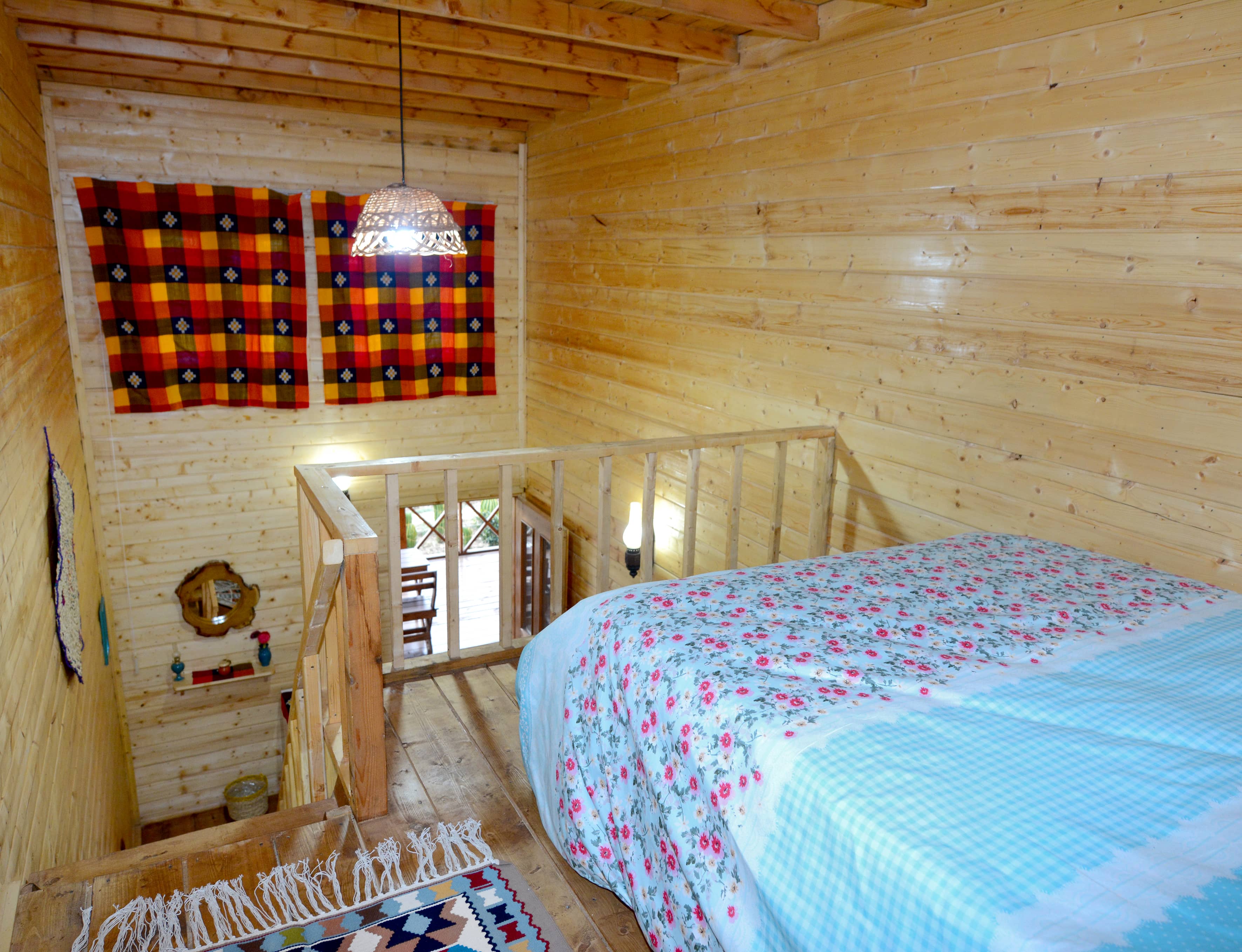 اجاره اتاق چوبی سنتی در کوزه گران شفت - شاه نشین