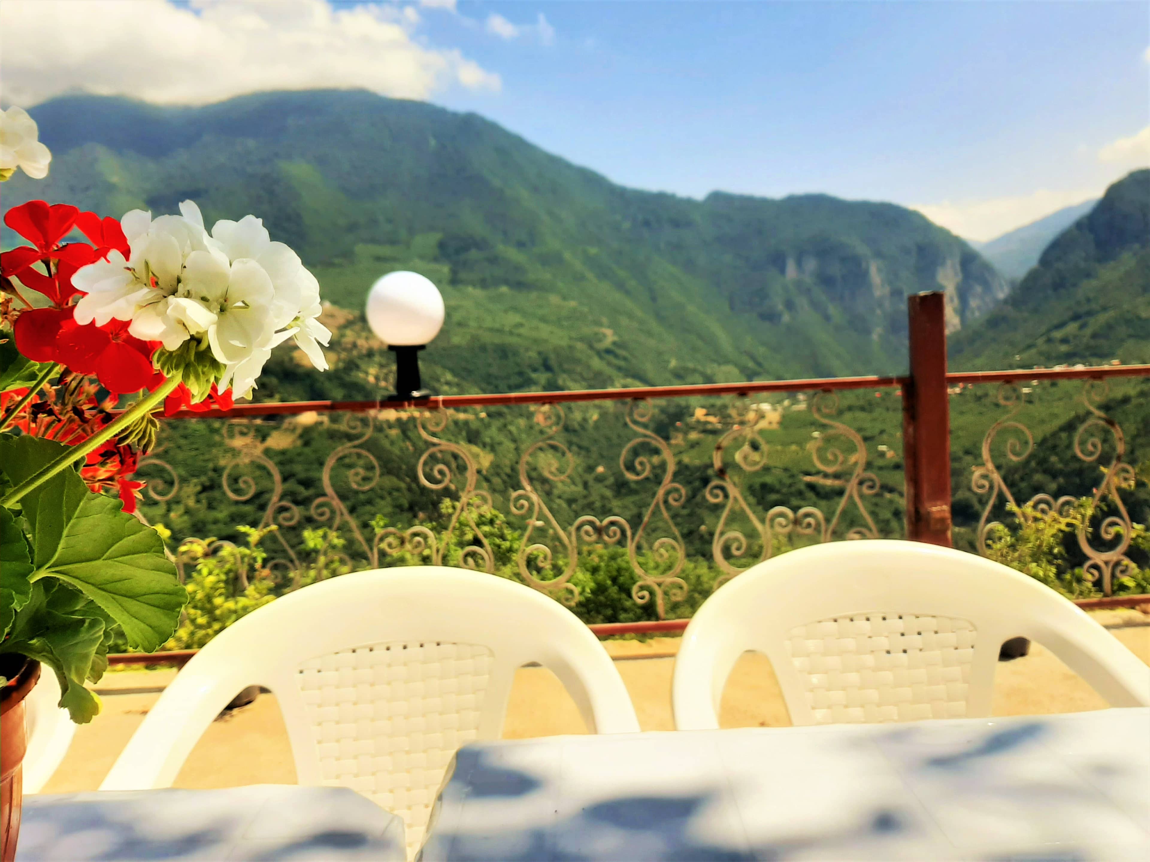 اجاره سوئیت مبله جنگلی در میلاش رودسر - شماره یک