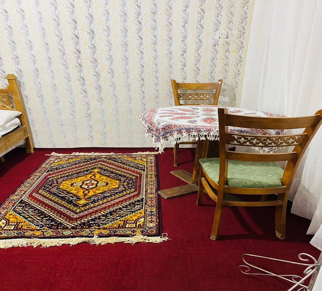 اجاره اتاق در خیابان حافظ - شاه نگار