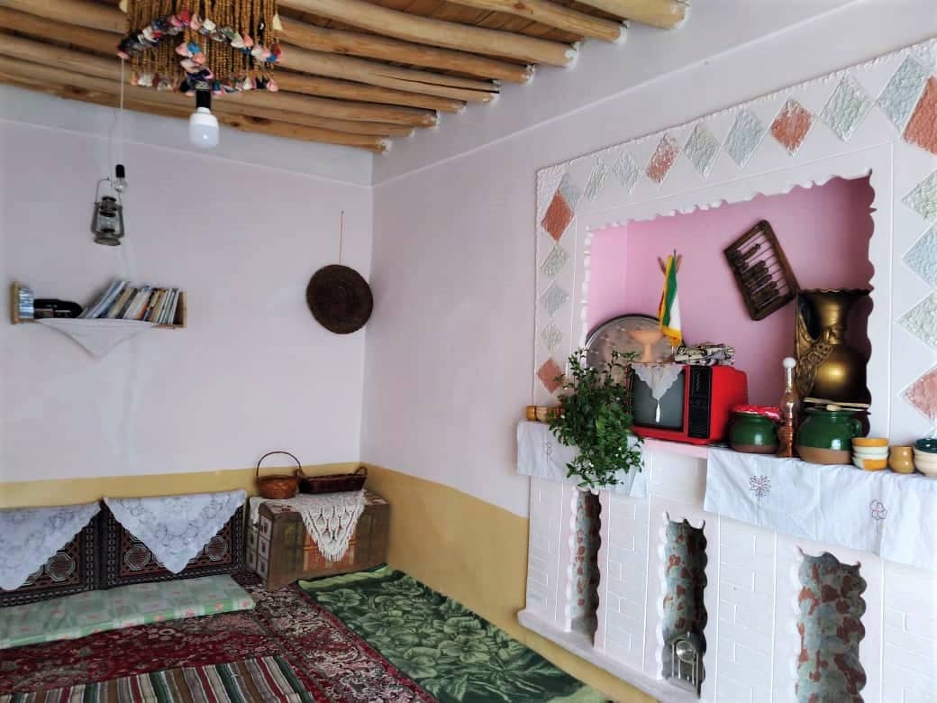 اجاره سوئیت سنتی در یزنه آباد اردبیل
