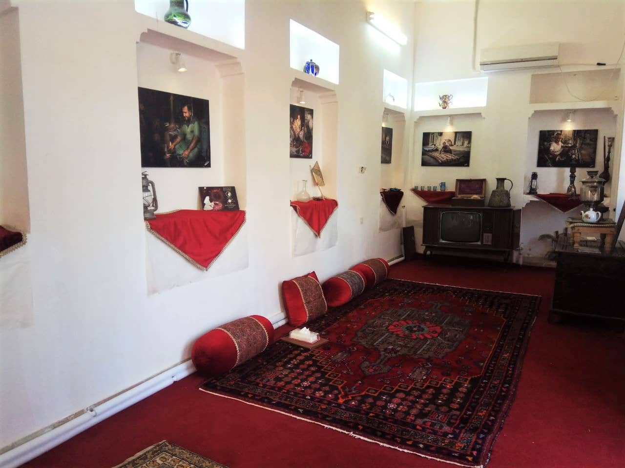 اجاره اقامتگاه بومگردی در گرایمی بهبهان - بی بی