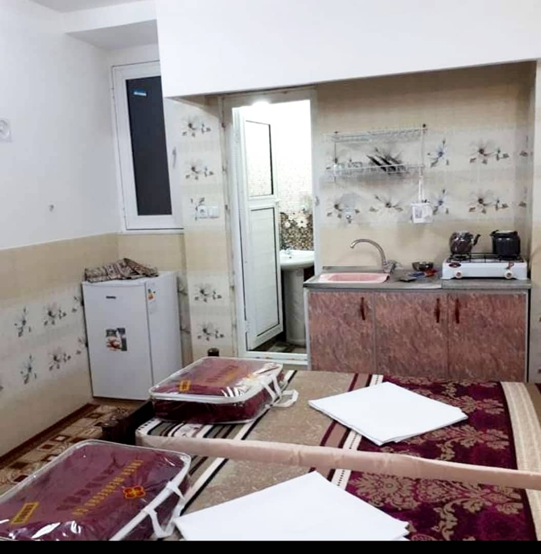 اجاره سوئیت آپارتمان در امیرکبیر قم-4 تخته