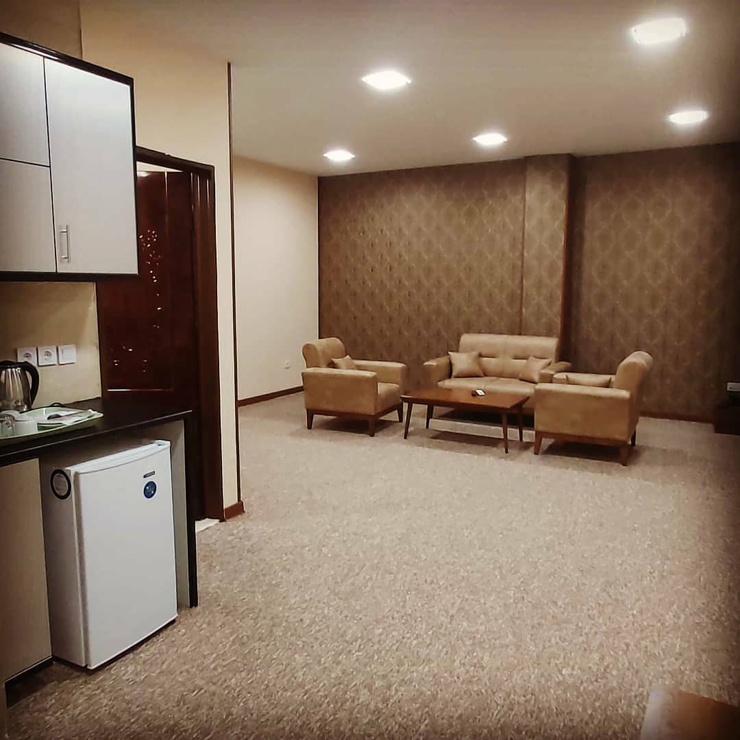 اجاره هتل سوئیت مبله در جم - دو خواب 