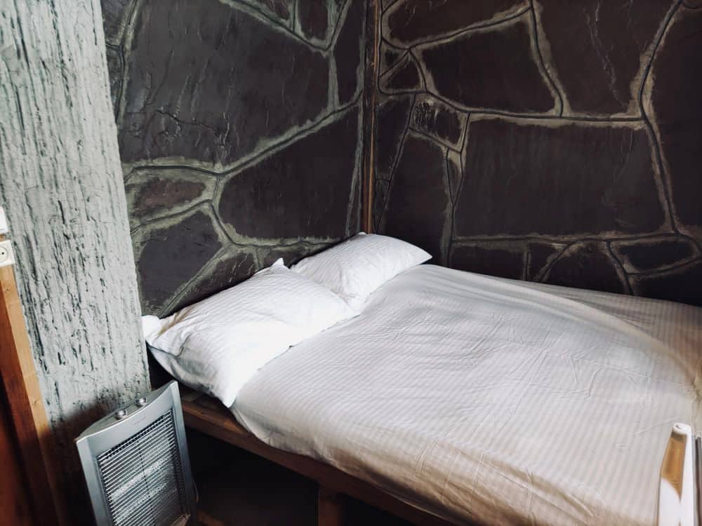 اجاره کلبه سنگی در اساس سوادکوه 