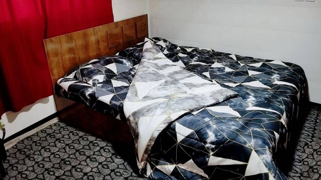 اجاره ویلا باغ استخردار در اردال باغبهادران - کنار رودخانه