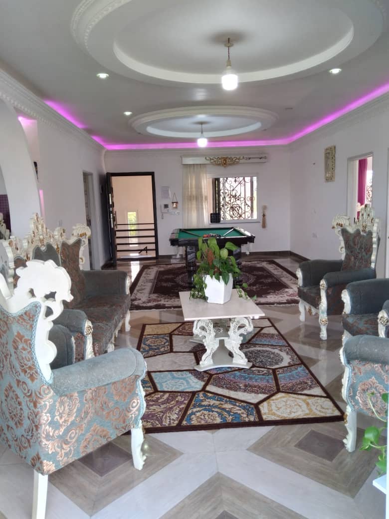 اجاره ویلا با استخرسر پوشیده در طالقانی رامسر