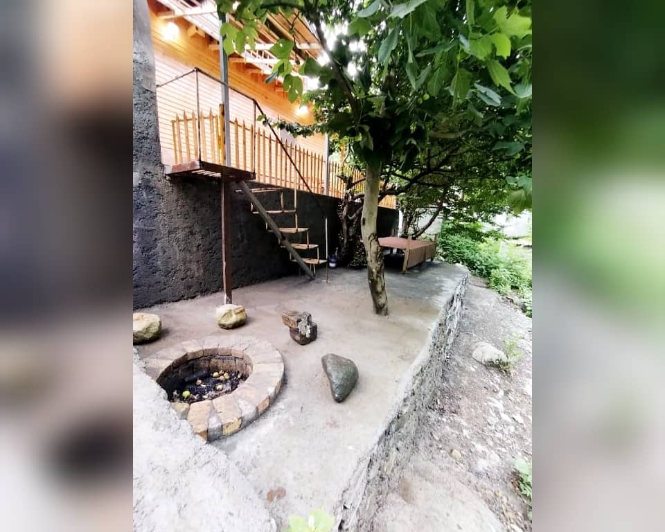 اجاره کلبه چوبی جنگلی در لاکه تاشون اسالم