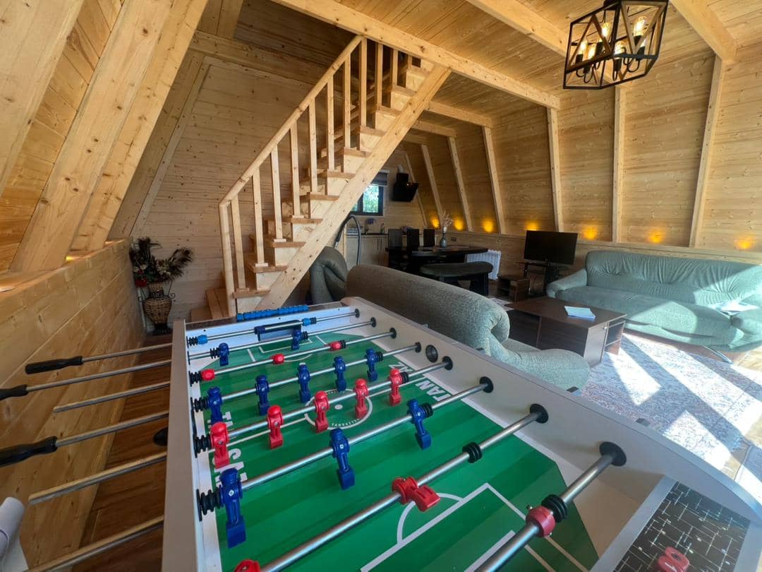 اجاره کلبه سوئیسی با استخر آبگرم در نیاسته