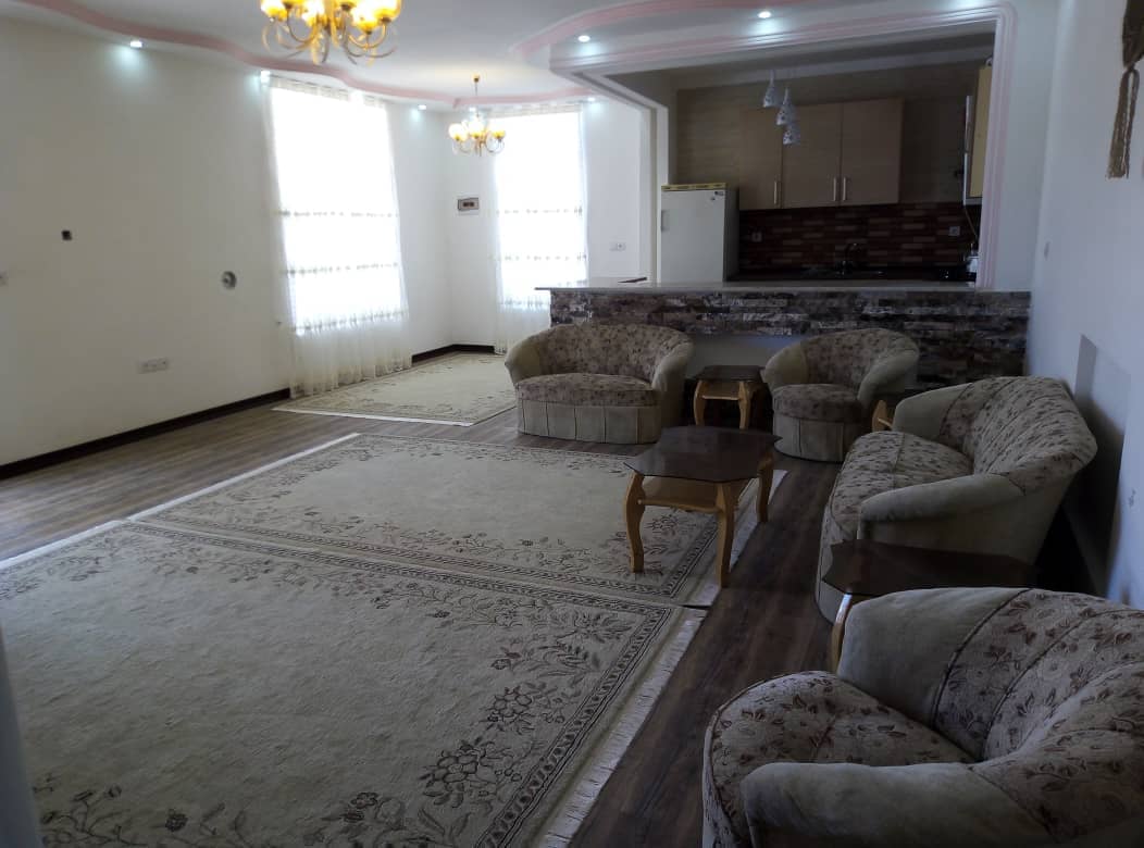 اجاره باغ و ویلا استخر دار در گویم شیراز