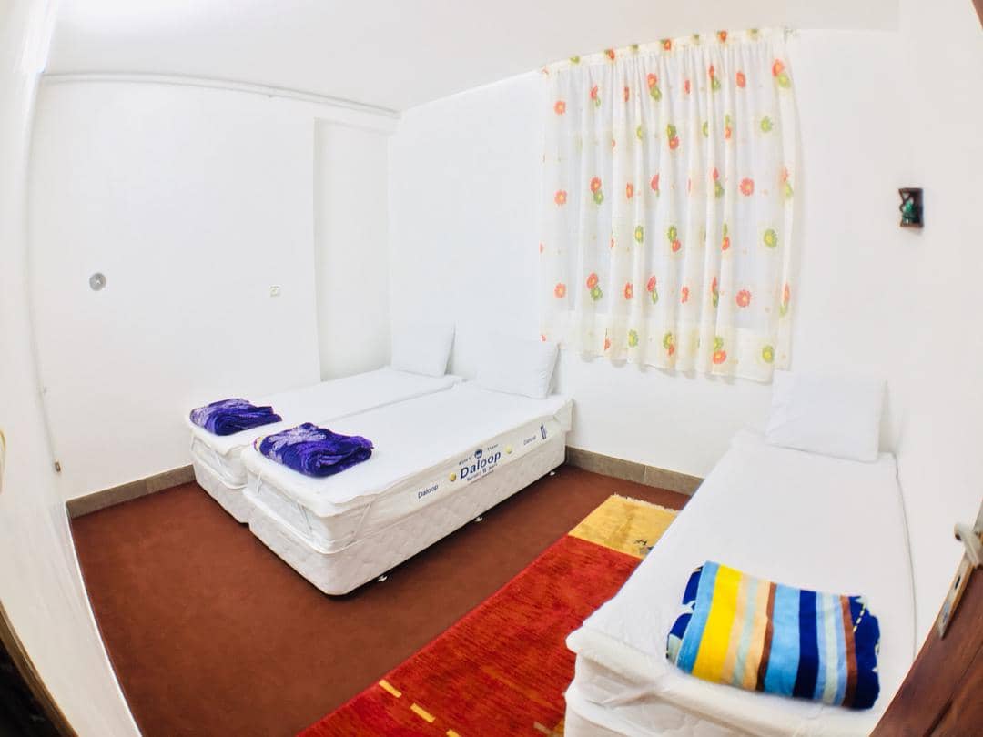 اجاره اقامتگاه بومگردی و خانه سنتی در قلعه نوخرقان شاهرود-4 تخته تکخواب