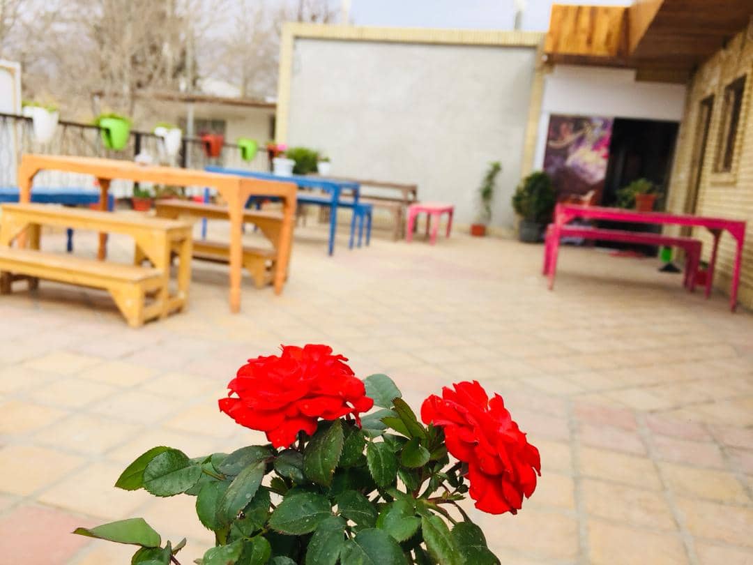 اجاره اتاق سنتی بومگردی در قلعه نوخان شاهرود -دوتخته اسپلیت دار