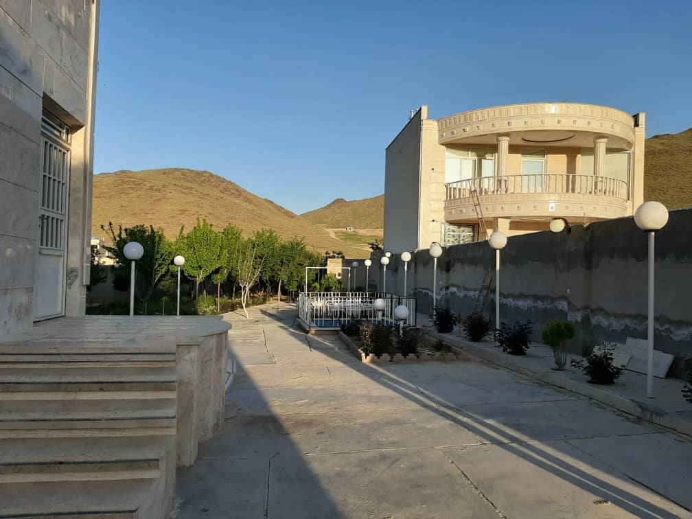 اجاره ویلا دوبلکس کوهستانی در حسین اباد اراک