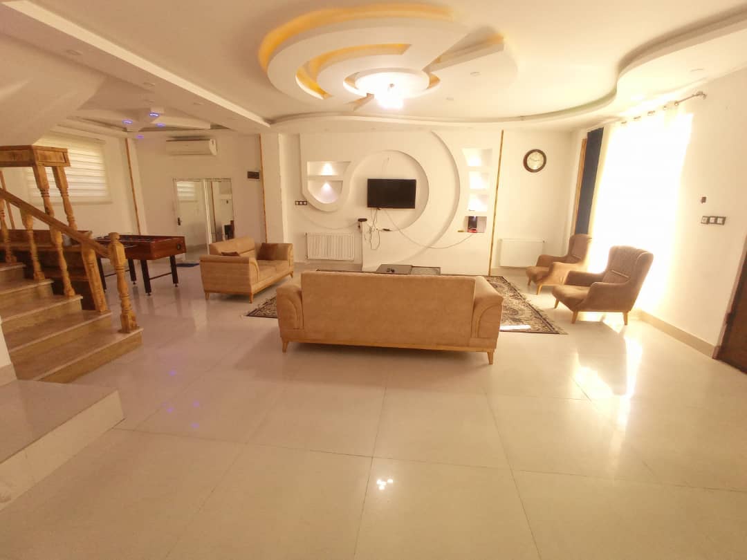 اجاره باغ و ویلا دوبلکس با استخر سرپوشیده در سرخرود