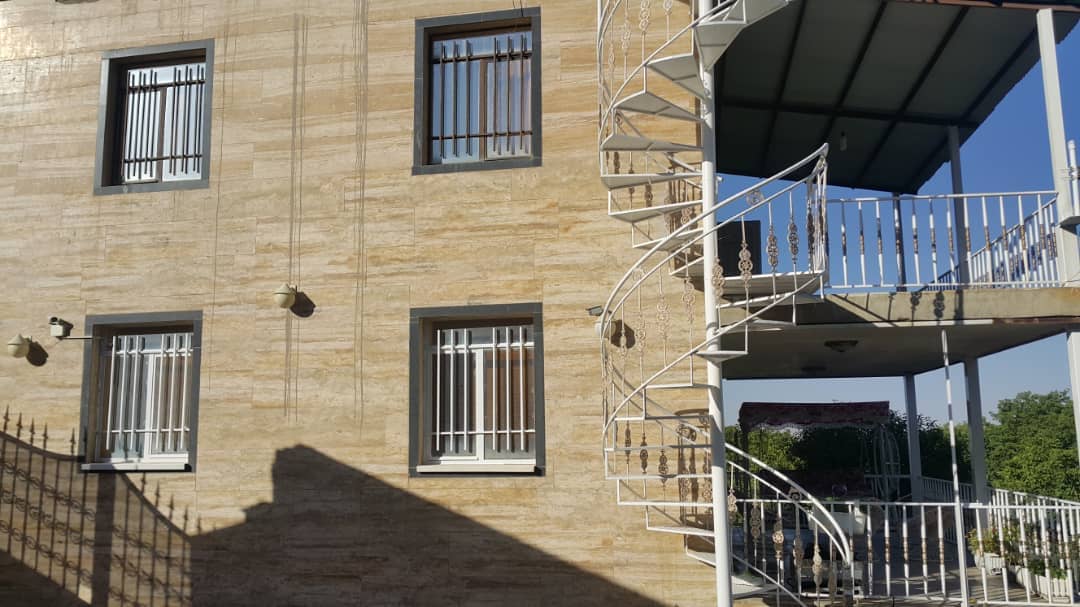 اجاره باغ و ویلا دوبلکس در بام حیدره در همدان