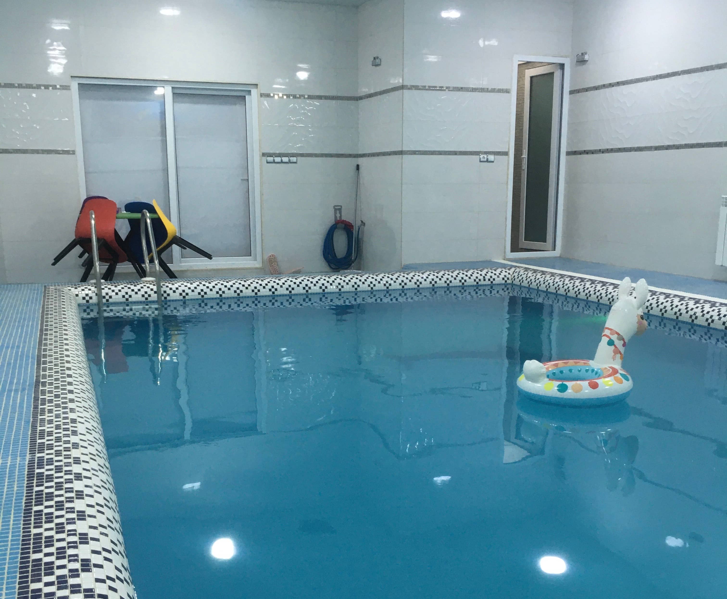 اجاره ویلا استخرسرپوشیده آبگرم در غازیان - بندرانزلی