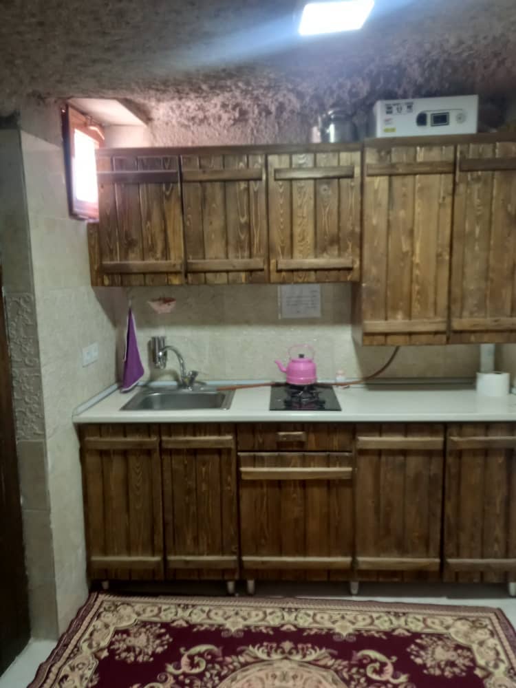 اقامتگاه صخره ای در کندوان - شماره 4