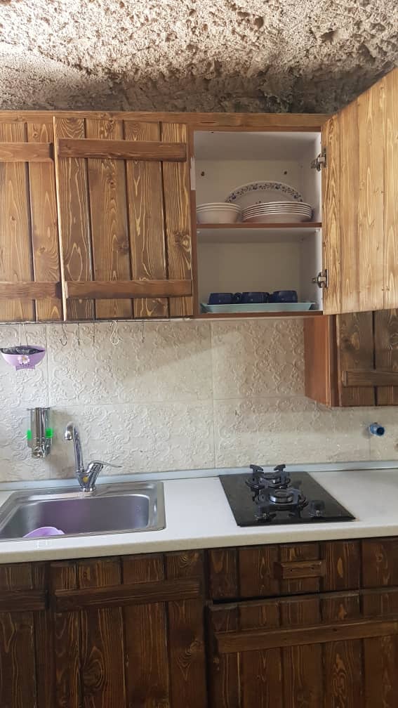 اقامتگاه صخره ای در کندوان - شماره 4