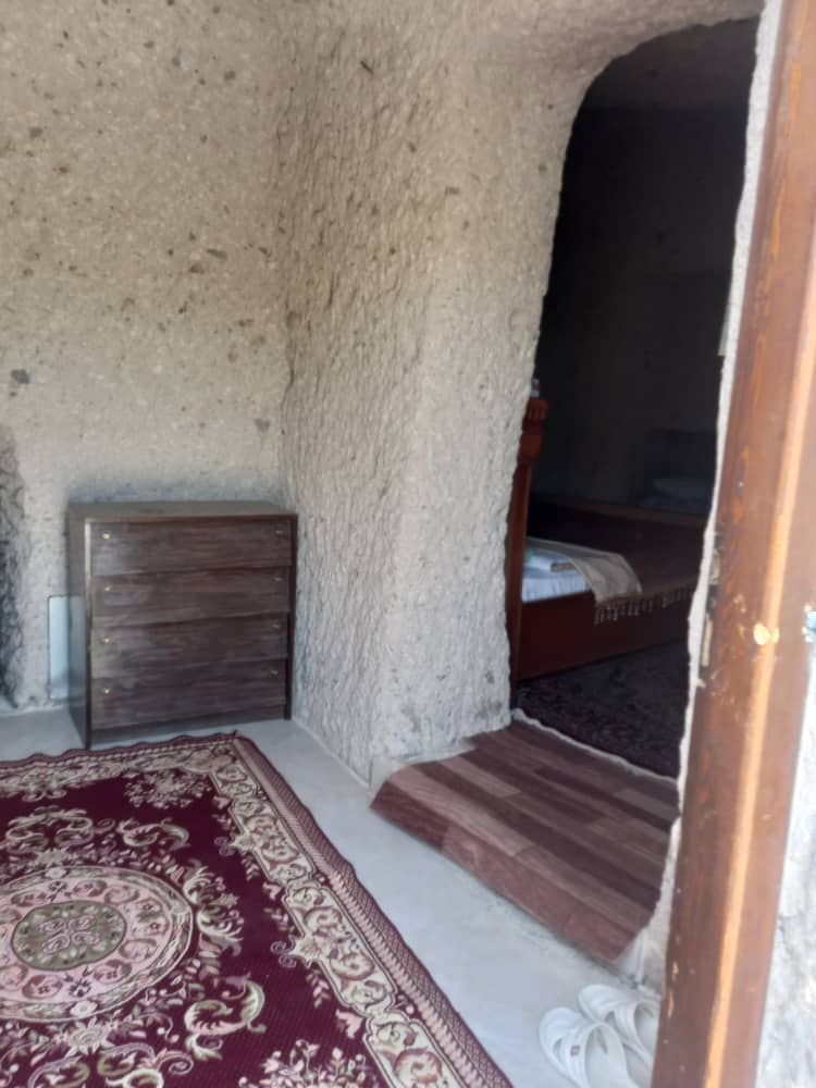 اقامتگاه صخره ای در کندوان - شماره 4