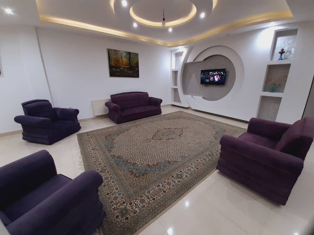 اجاره ویلا با استخر سرپوشیده آبگرم بازارگیلار بندر انزلی