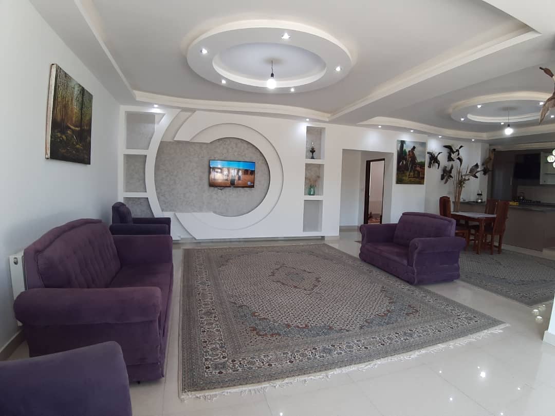 اجاره ویلا با استخر سرپوشیده آبگرم بازارگیلار بندر انزلی