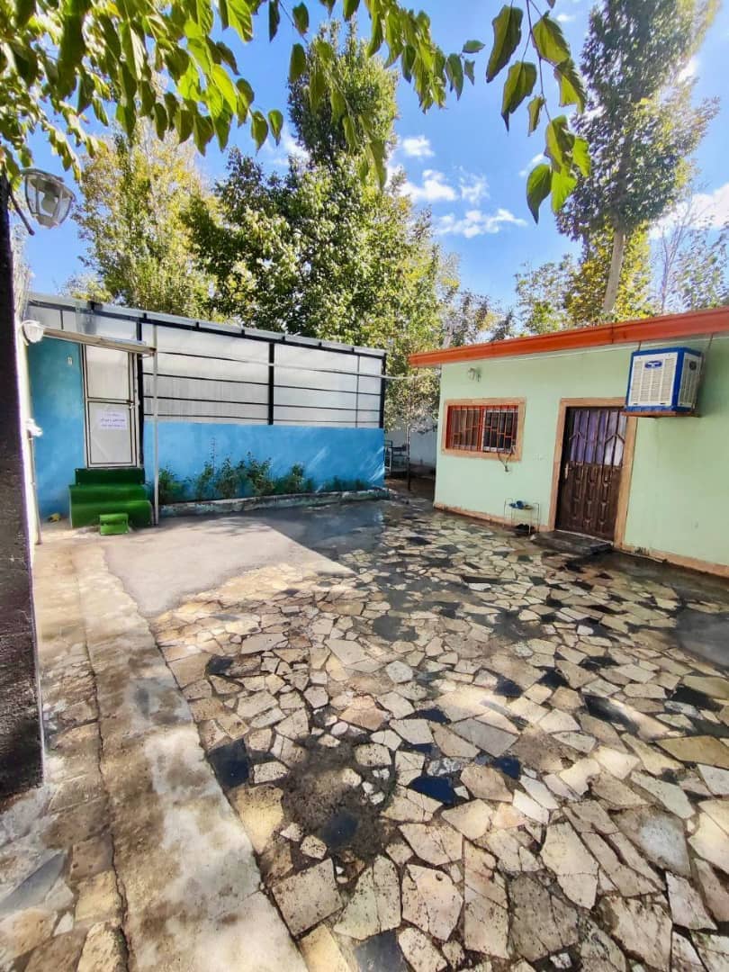 اجاره ویلا استخر اب گرم در باغ بهادران اصفهان