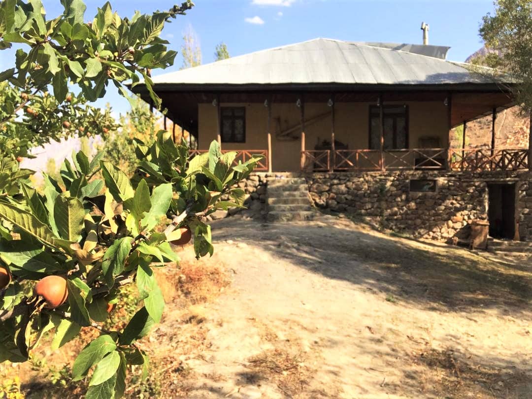 اجاره اقامتگاه بومگردی در آب اسک آمل