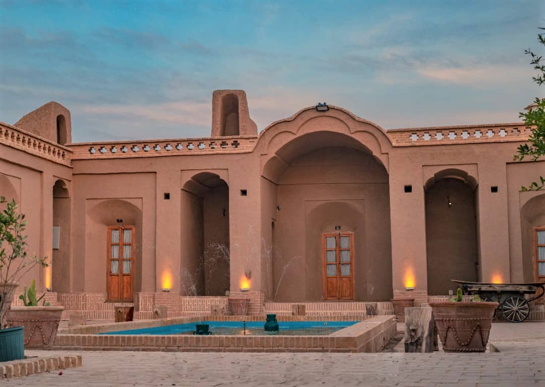 اجاره اقامتگاه بومگردی در جوخواه طبس