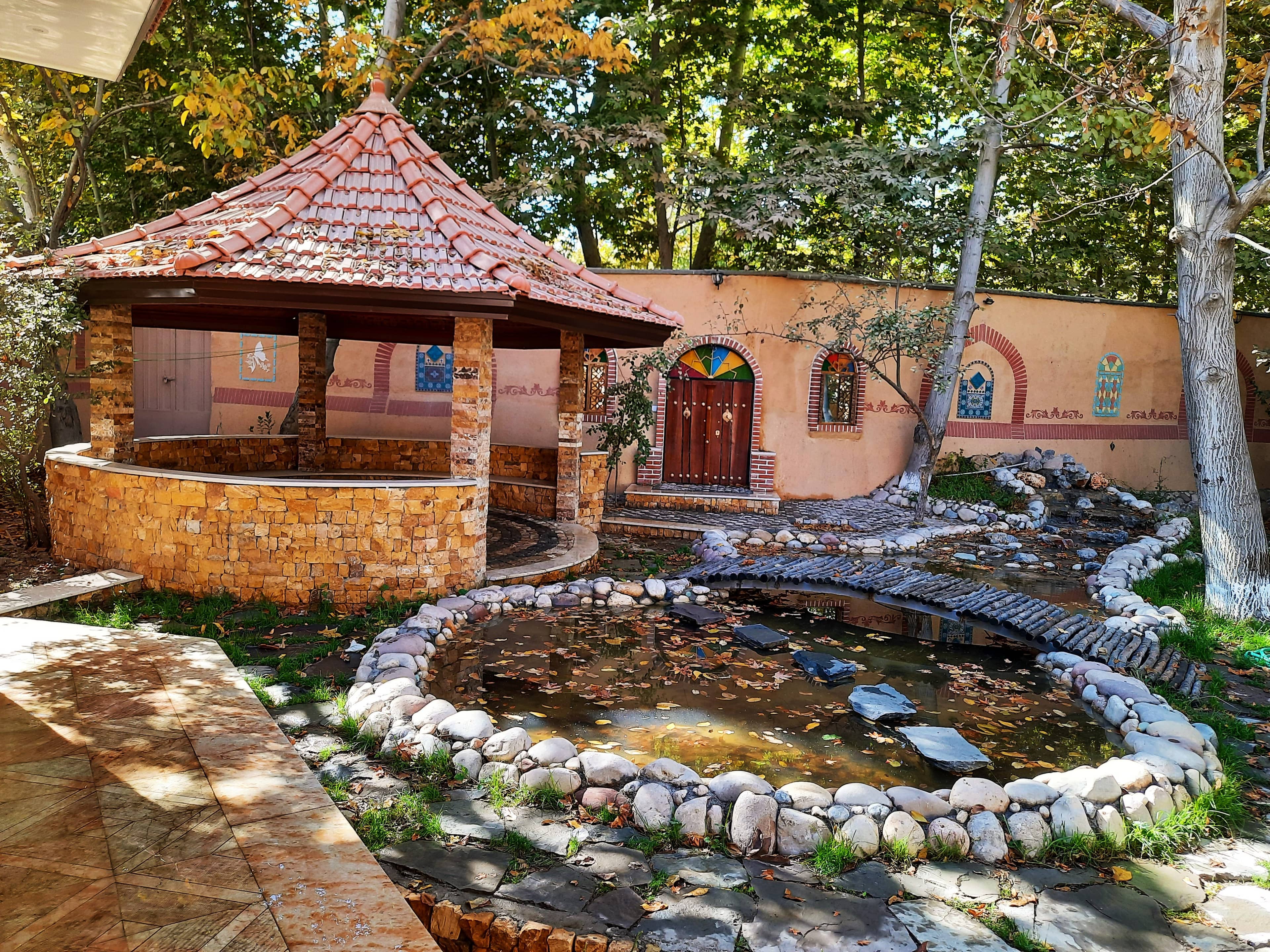 اجاره ویلا بااستخر سرپوشیده در شهرداری باغبهادران