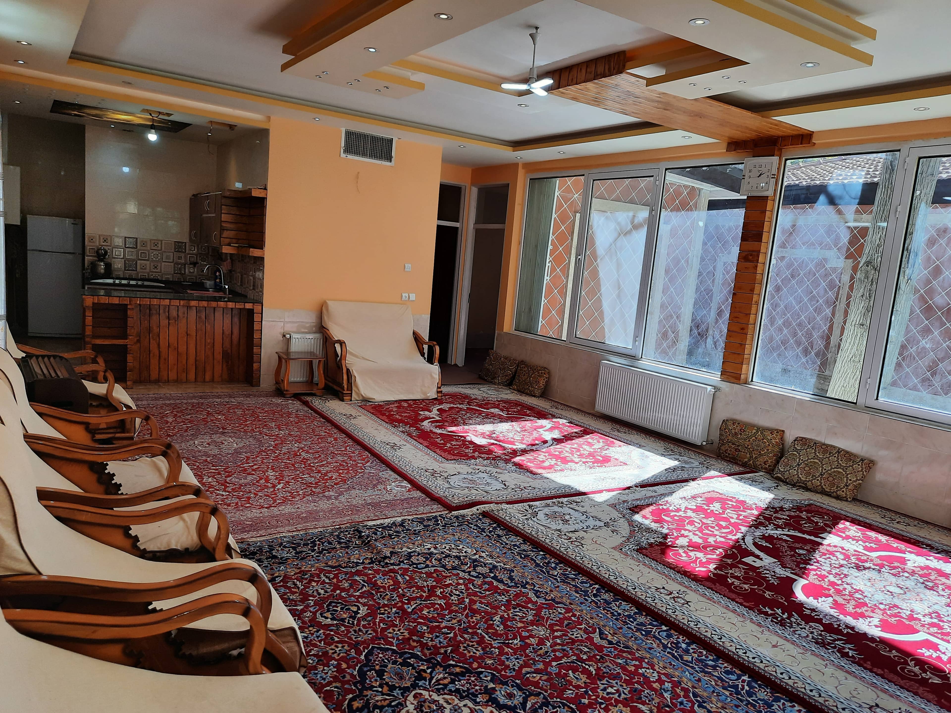 اجاره ویلا بااستخر سرپوشیده در شهرداری باغبهادران