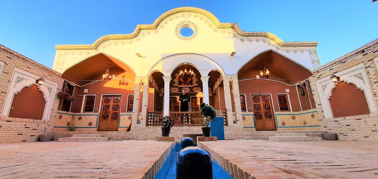 اجاره اتاق بومگردی در محله ی کاغذی ابوزیدآباد - چاه عروس