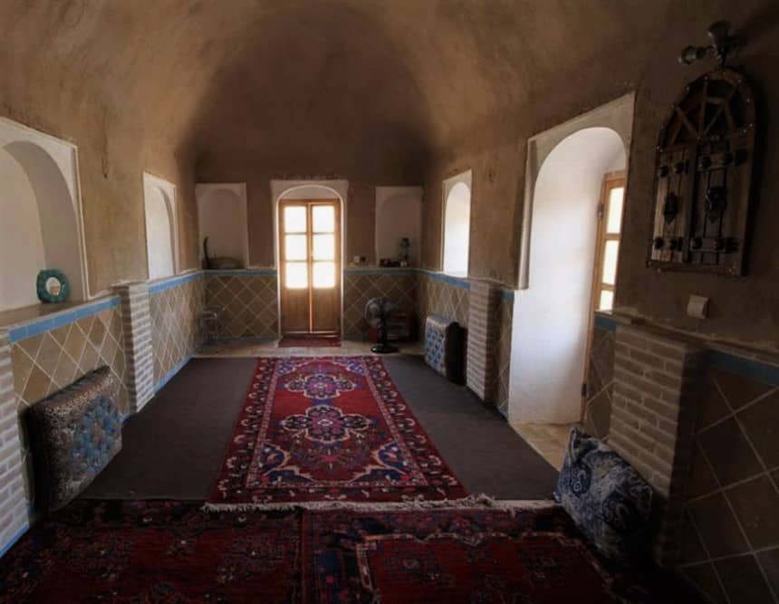 اجاره اتاق سنتی در جوخواه طبس - مستر