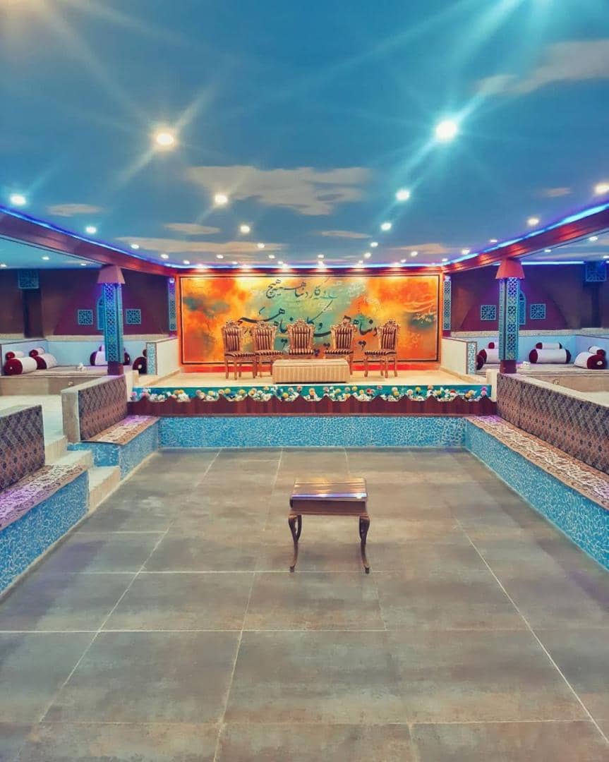 اجاره روزانه سوئیت سنتی سه تخته در قلعه نو اراک - نسیم