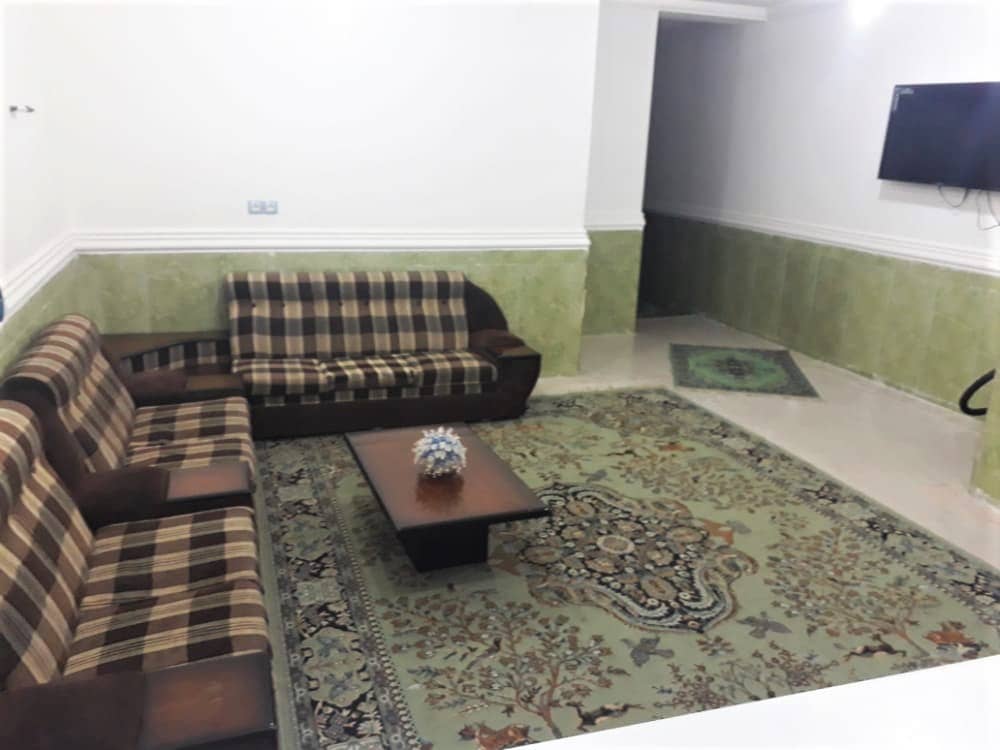 اجاره منزل ویلایی در عاشوری کنگان -  یک خوابه طبقه ی اول